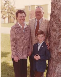 1535578_10202645335908247_1781636089_n